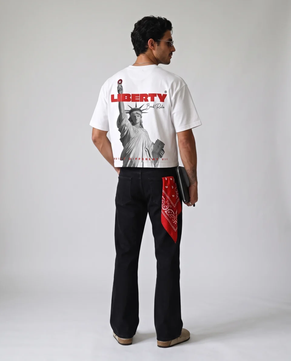 Liberty Oversized Graphic T-Shirt – White | SEVENFOLD